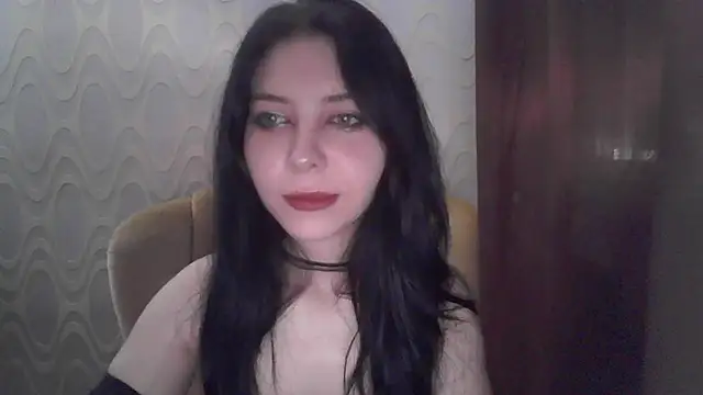 Snapshot of RileyTight chatting on July 8, 2026, 8:26 am RileyTight online show from July 8, 2026, 8:26 am