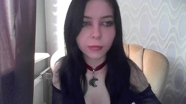 Snapshot of RileyTight chatting on June 15, 2026, 8:25 am RileyTight online show from June 15, 2026, 8:25 am