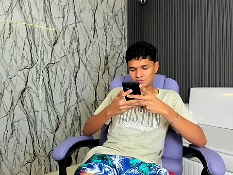 Snapshot of davexxx_ chatting on June 25, 2026, 3:26 am davexxx online show from June 25, 2026, 3:26 am