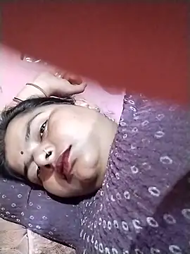 Snapshot of HOpooja356l chatting on June 10, 2026, 12:45 am HOpooja356l online show from June 10, 2026, 12:45 am