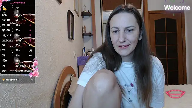 Snapshot of Yevgeshka-Milashka chatting on February 17, 2026, 4:54 am Yevgeshka-Milashka online show from February 17, 2026, 4:54 am