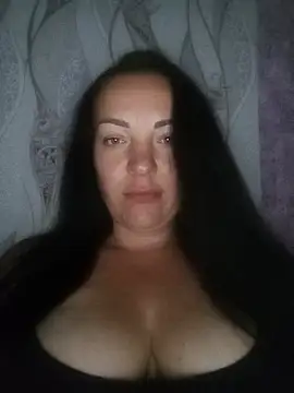 PrettyAngell  online show from June 3, 2026, 1:17 am