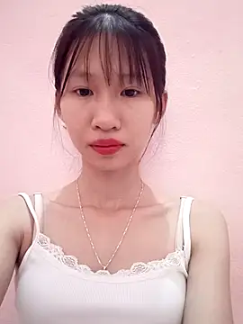Snapshot of Abi_girl12 chatting on July 8, 2026, 12:24 am Abi girl12 online show from July 8, 2026, 12:24 am