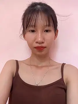 Snapshot of Abi_girl12 chatting on July 15, 2026, 2:18 am Abi girl12 online show from July 15, 2026, 2:18 am