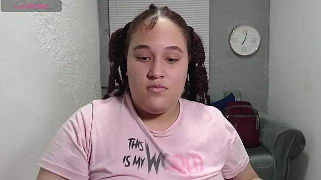 Snapshot of leilasosexy chatting on July 6, 2026, 3:03 pm leilasosexy online show from July 6, 2026, 3:03 pm