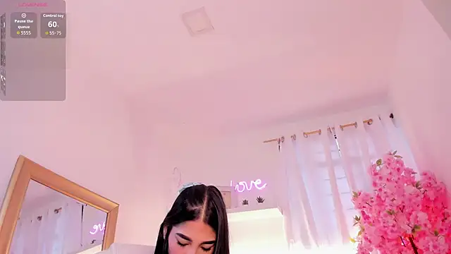 Snapshot of Violeta_Velvet_ chatting on July 8, 2026, 1:01 pm Violeta Velvet online show from July 8, 2026, 1:01 pm