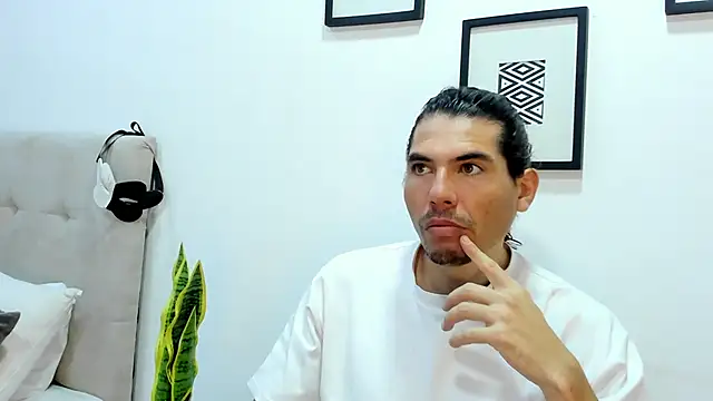 Antony Stone online show from June 4, 2026, 12:54 pm