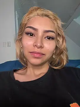 Snapshot of NatalieSterling chatting on June 21, 2026, 11:38 am NatalieSterling online show from June 21, 2026, 11:38 am