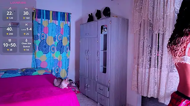 Snapshot of Celeste_Latina19 chatting on July 17, 2026, 9:39 am Celeste Latina19 online show from July 17, 2026, 9:39 am