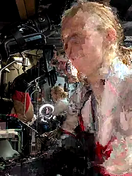 Caromimi18 online show from October 28, 2025, 10:47 am