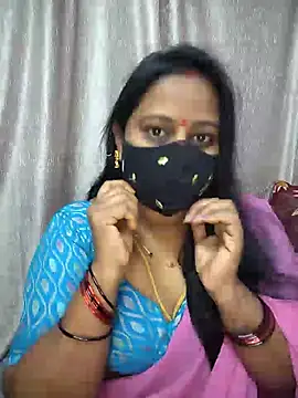 Snapshot of Nithya_ chatting on July 17, 2026, 6:43 am Nithya online show from July 17, 2026, 6:43 am
