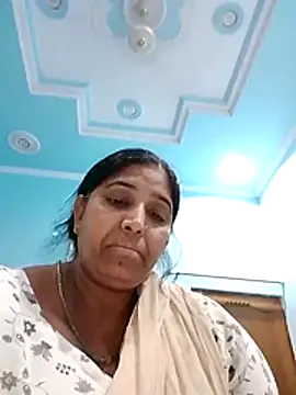 Hina4577 online show from June 3, 2026, 11:00 am