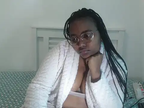 Snapshot of TenderousDoll chatting on June 30, 2026, 5:40 am TenderousDoll online show from June 30, 2026, 5:40 am