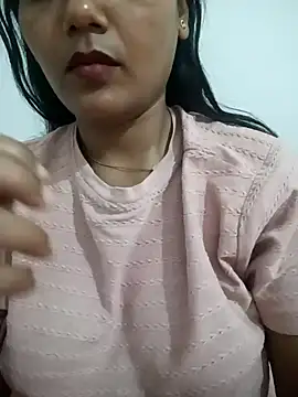 riyamahato8043 online show from June 8, 2026, 3:34 pm