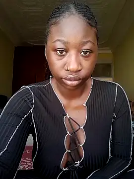 Snapshot of Darkchocolo chatting on June 7, 2026, 11:15 am Darkchocolo online show from June 7, 2026, 11:15 am