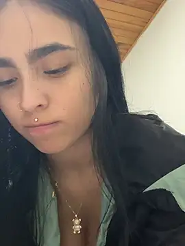 Sara fernandez- online show from July 16, 2026, 2:36 pm