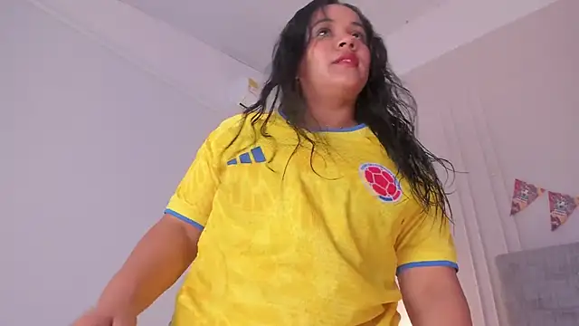 Emma-Velez online show from July 7, 2026, 1:03 pm