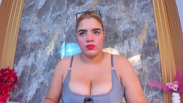 Snapshot of AMMY_HONEY chatting on July 16, 2026, 7:44 pm AMMY HONEY online show from July 16, 2026, 7:44 pm