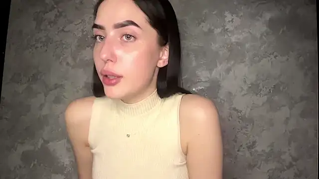 Snapshot of Ailish_Loveee chatting on July 19, 2026, 3:53 pm Ailish Loveee online show from July 19, 2026, 3:53 pm