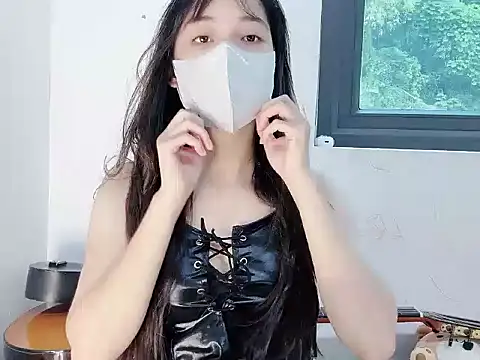 BUNNIIE MIE online show from July 15, 2026, 3:02 am