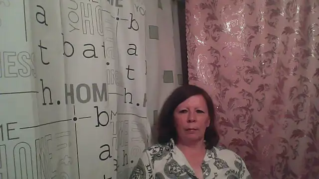 Schastlivaya43 online show from June 18, 2026, 6:57 pm