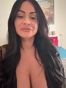 Snapshot of BellaDolce_ chatting on June 20, 2026, 3:06 pm BellaDolce online show from June 20, 2026, 3:06 pm