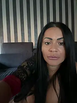 Snapshot of BellaDolce_ chatting on July 28, 2026, 6:20 pm BellaDolce online show from July 28, 2026, 6:20 pm