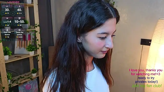 JasminKitany online show from June 21, 2026, 5:52 pm