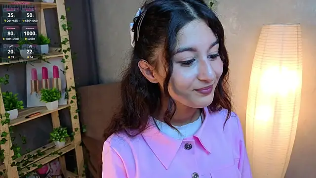 JasminKitany online show from July 5, 2026, 8:37 pm