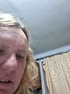Snapshot of SonyaMarmeladx chatting on June 18, 2026, 6:24 pm SonyaMarmeladx online show from June 18, 2026, 6:24 pm