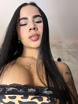 Snapshot of kate_aly chatting on July 6, 2026, 2:29 am kate aly online show from July 6, 2026, 2:29 am