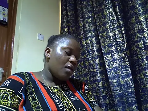 Snapshot of biganni_ chatting on July 21, 2026, 12:50 pm biganni online show from July 21, 2026, 12:50 pm
