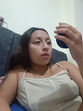 Snapshot of MiaSaen chatting on July 12, 2026, 11:38 pm MiaSaen online show from July 12, 2026, 11:38 pm