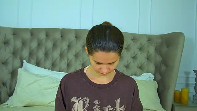 Snapshot of JuliettaTiffani chatting on July 12, 2026, 4:13 am JuliettaTiffani online show from July 12, 2026, 4:13 am