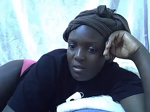 Snapshot of Hot-Zelinda chatting on July 9, 2026, 4:17 pm Hot-Zelinda online show from July 9, 2026, 4:17 pm