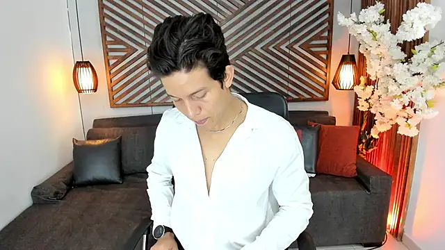 Snapshot of LevinFox chatting on June 16, 2026, 11:32 am LevinFox online show from June 16, 2026, 11:32 am