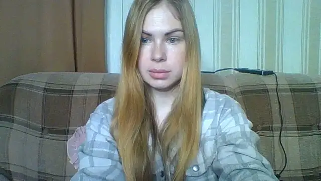 Snapshot of MelaniePres chatting on June 7, 2026, 8:52 am MelaniePres online show from June 7, 2026, 8:52 am