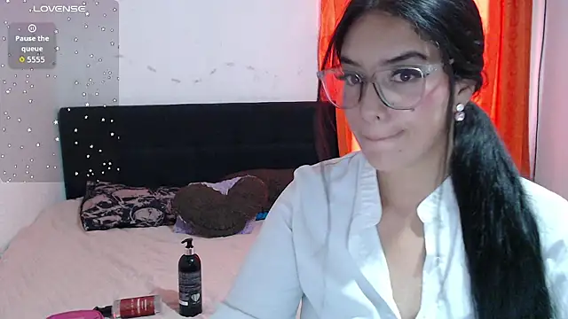 Snapshot of emma_grace11 chatting on June 6, 2026, 6:24 pm emma grace11 online show from June 6, 2026, 6:24 pm