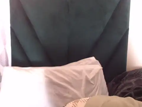 -pussy lover  online show from July 20, 2026, 6:21 am