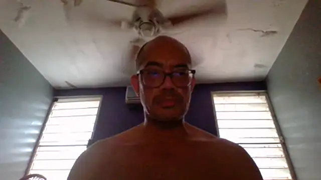 Snapshot of Dante_Steel chatting on June 17, 2026, 3:22 pm Dante Steel online show from June 17, 2026, 3:22 pm