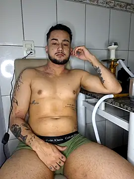 Boytranoroxa online show from July 31, 2026, 3:28 am