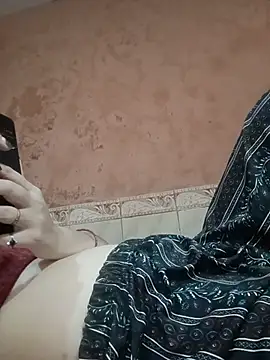 Snapshot of Miss-cutee chatting on August 3, 2026, 7:38 am Miss-cutee online show from August 3, 2026, 7:38 am