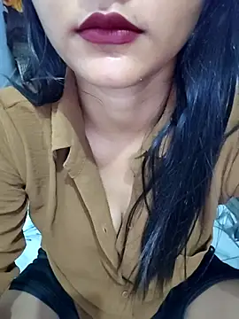 Snapshot of Miss-cutee chatting on June 16, 2026, 6:19 pm Miss-cutee online show from June 16, 2026, 6:19 pm