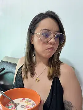 Snapshot of Emma_Jonas chatting on June 26, 2026, 6:58 pm Emma Jonas online show from June 26, 2026, 6:58 pm