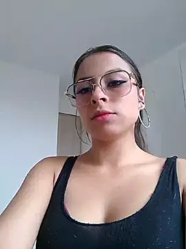 Snapshot of _Aisha_20 chatting on July 10, 2026, 2:50 pm Aisha 20 online show from July 10, 2026, 2:50 pm