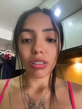 Snapshot of pursena_ chatting on June 24, 2026, 6:39 pm pursena online show from June 24, 2026, 6:39 pm