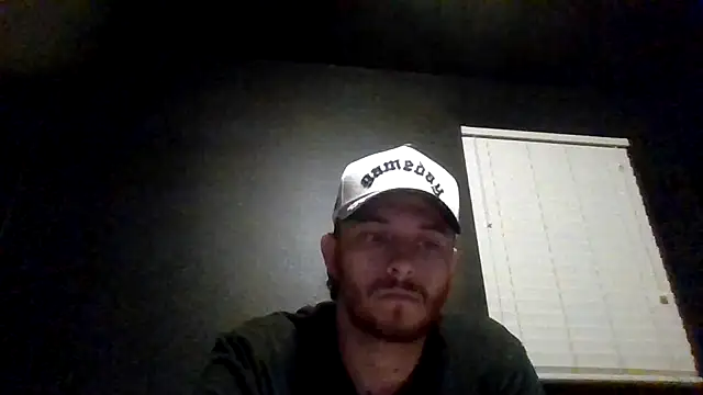 Snapshot of Mikecloudyhawk chatting on June 18, 2026, 8:02 am Mikecloudyhawk online show from June 18, 2026, 8:02 am