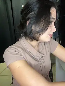 Snapshot of sweetchloe__ chatting on August 4, 2026, 6:45 pm sweetchloe online show from August 4, 2026, 6:45 pm
