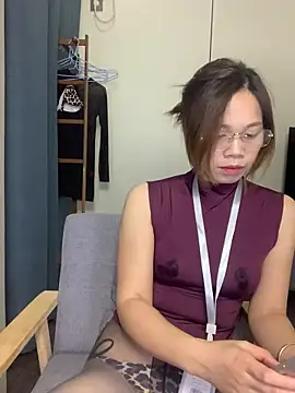 Noimpty-live online show from June 17, 2026, 7:13 pm