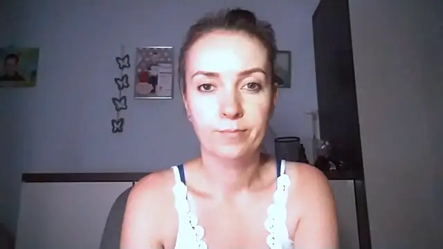 JenniferAlone online show from June 30, 2026, 8:20 pm